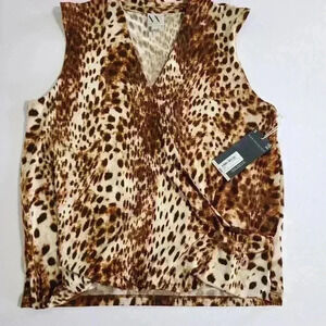NWT Worthington cheetah print top